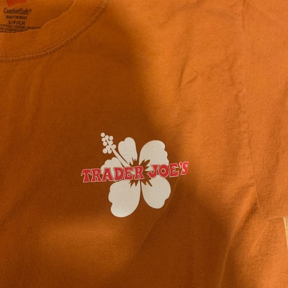 rust orange trader joe’s t-shirt size small - Picture 4 of 4